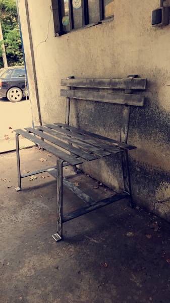 Banc en acier sur mesure fais en atelier à Toulon 83